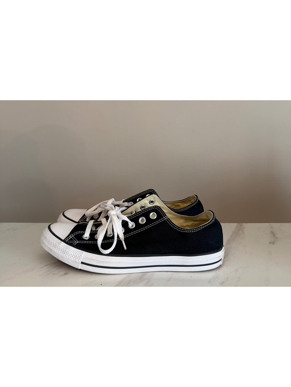 Converse Chuck Taylor All Star Low Top Black (Unisex Men 9.5 / Women 11.5)